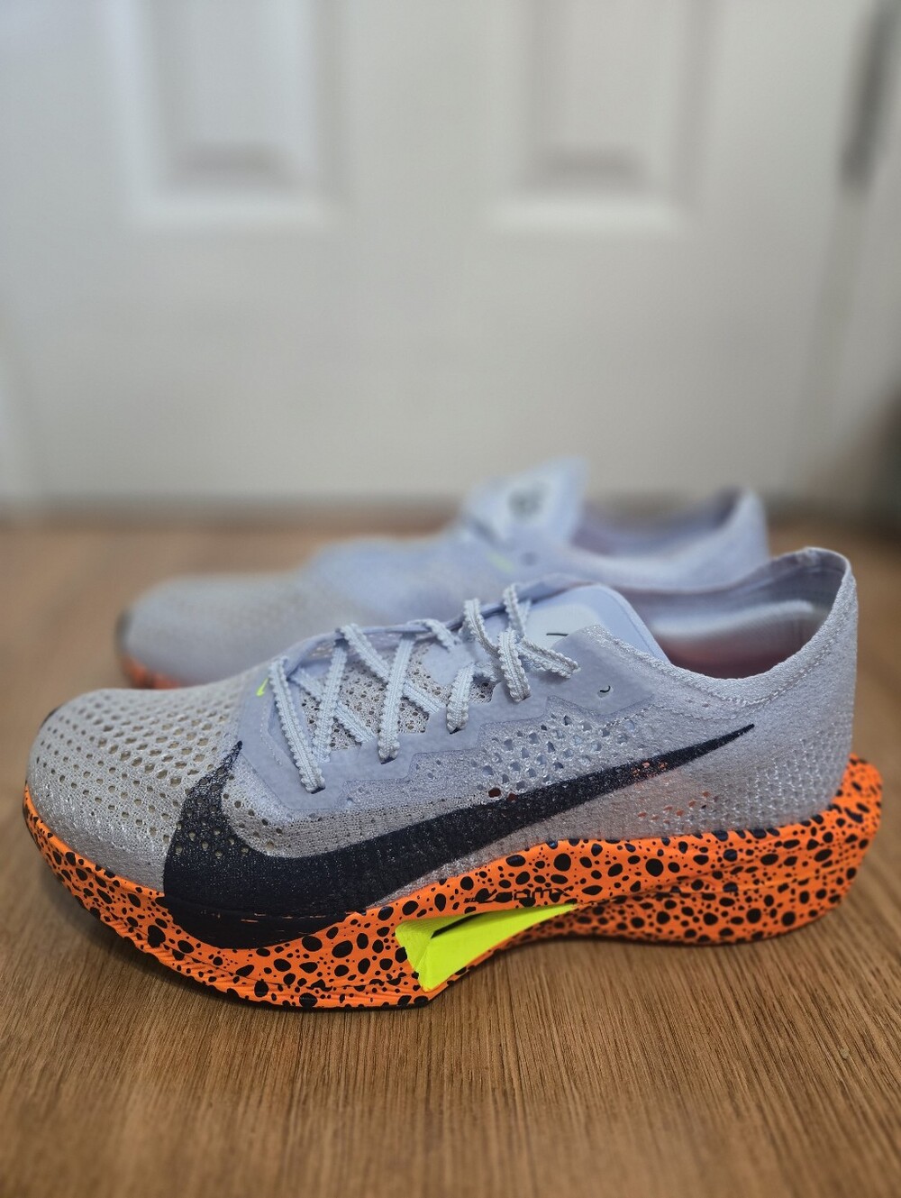 Nike ZoomX Vaporfly Next% 3 FN7674-900 Women’s 11 Racing Shoes NWOT/NWOB - Picture 3 of 8